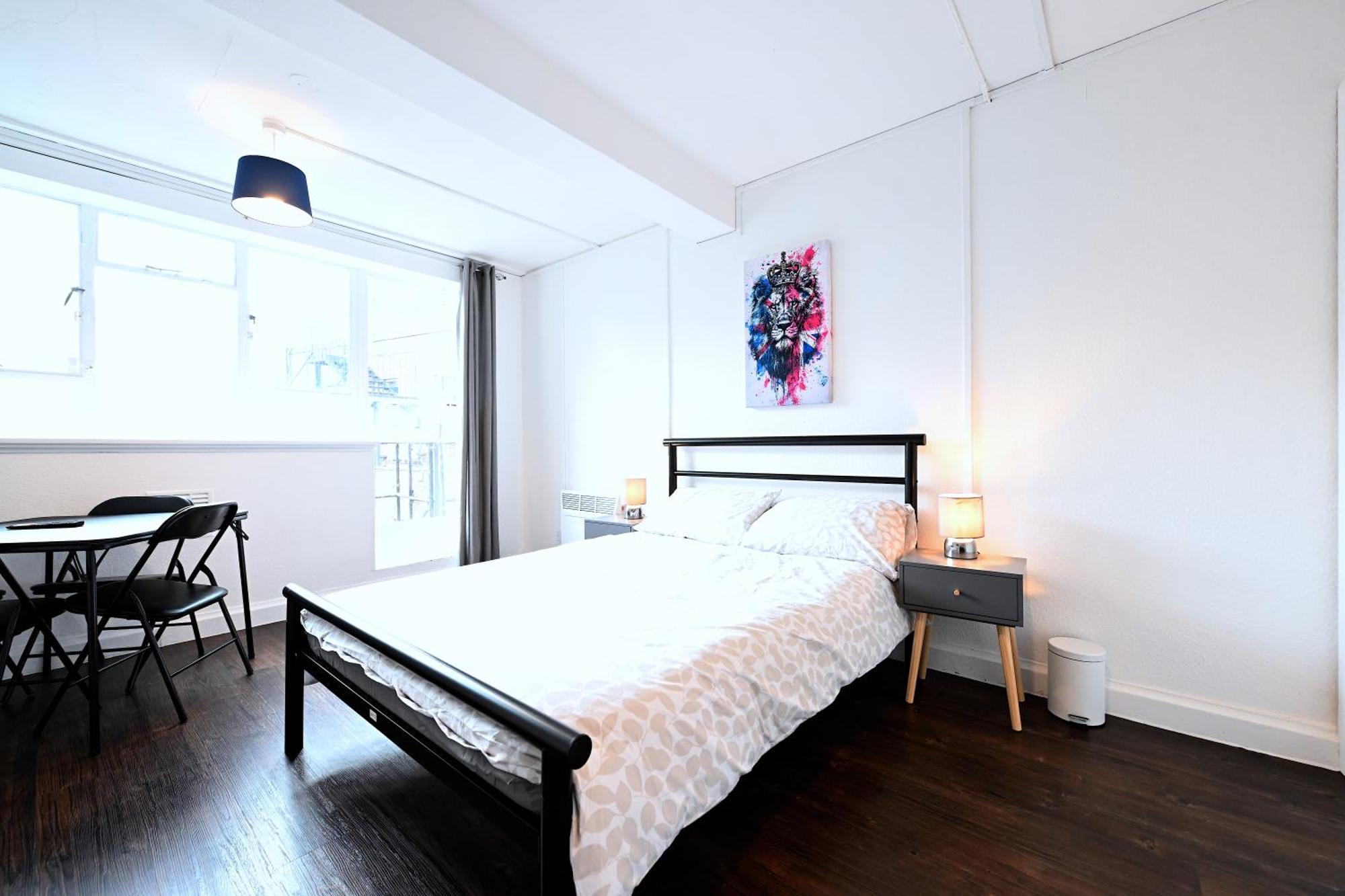 Centrally Located Flat In Leicester Square Лондон Экстерьер фото